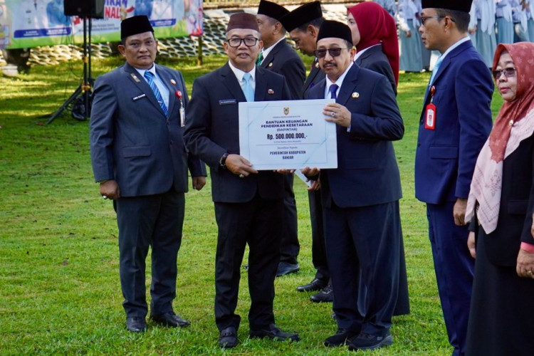 https://livesuarabanjar.banjarkab.go.id/file_foto/1778212312.jpg